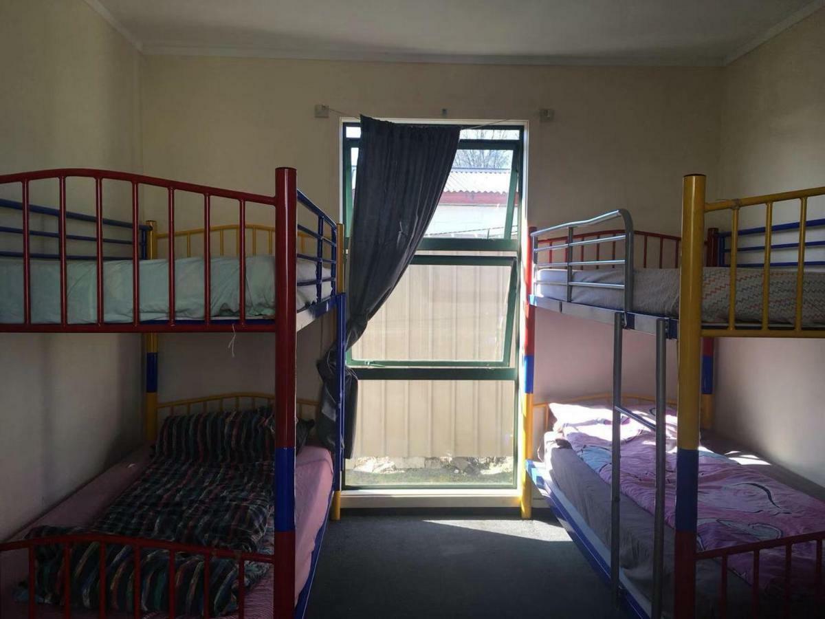 Peace Haven Backpackers Hostel Blenheim Exterior photo